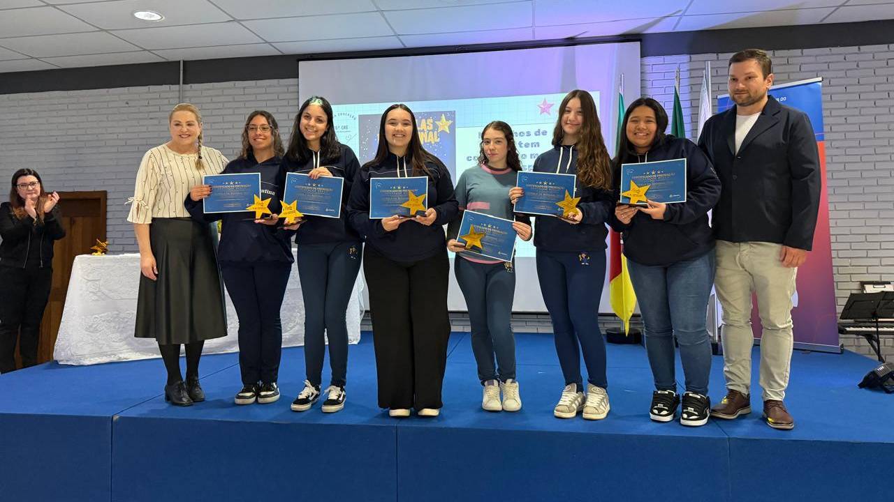 16ª CRE Celebra Destaques da Educação Pública no Prêmio Estrelas da Regional 2026