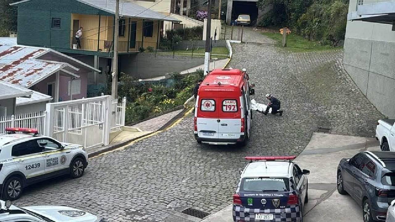 Adolescente morre após queda de prédio em Carlos Barbosa