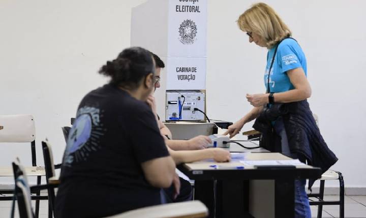 Além do segundo turno, algumas cidades terão eleições suplementares neste domingo