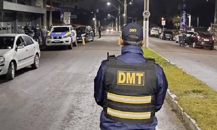 Balada Segura flagra 14 condutores sob efeito de álcool em Bento