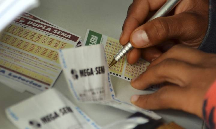Caixa Loterias anuncia antecipação de sorteios para sábado