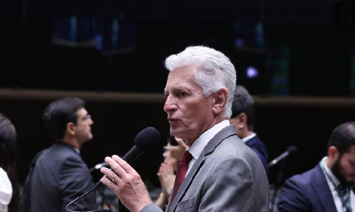 Câmara aprova criação de universidades federais de Ciência e Inovação em Minas e no Rio