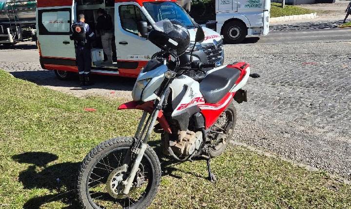 Colisão na BR-470 deixa motociclista ferido em Garibaldi