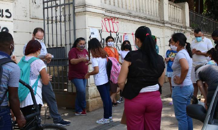 Entenda o papel das escolas no combate à violência contra meninas