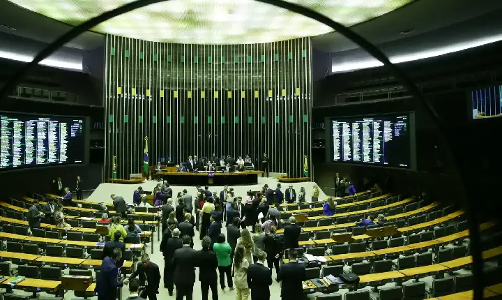 Entenda os próximos passos do projeto para reduzir a maioridade penal