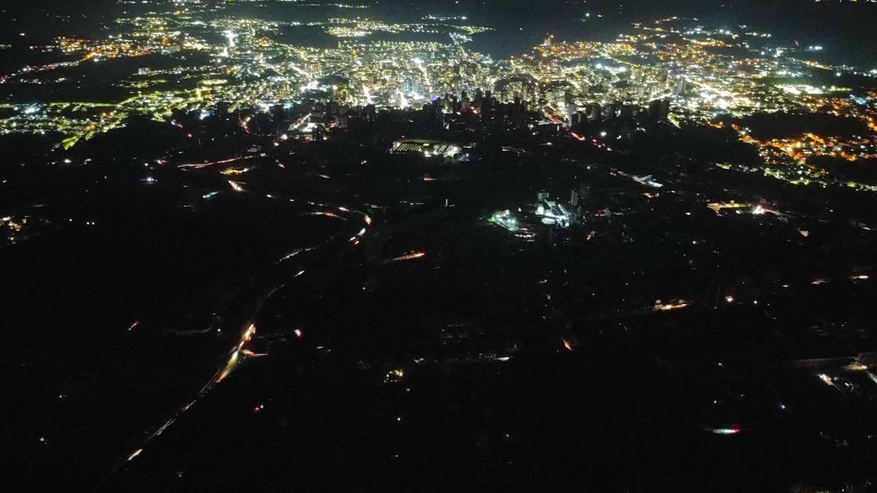 Explosão de transformador deixa clientes sem luz em Bento