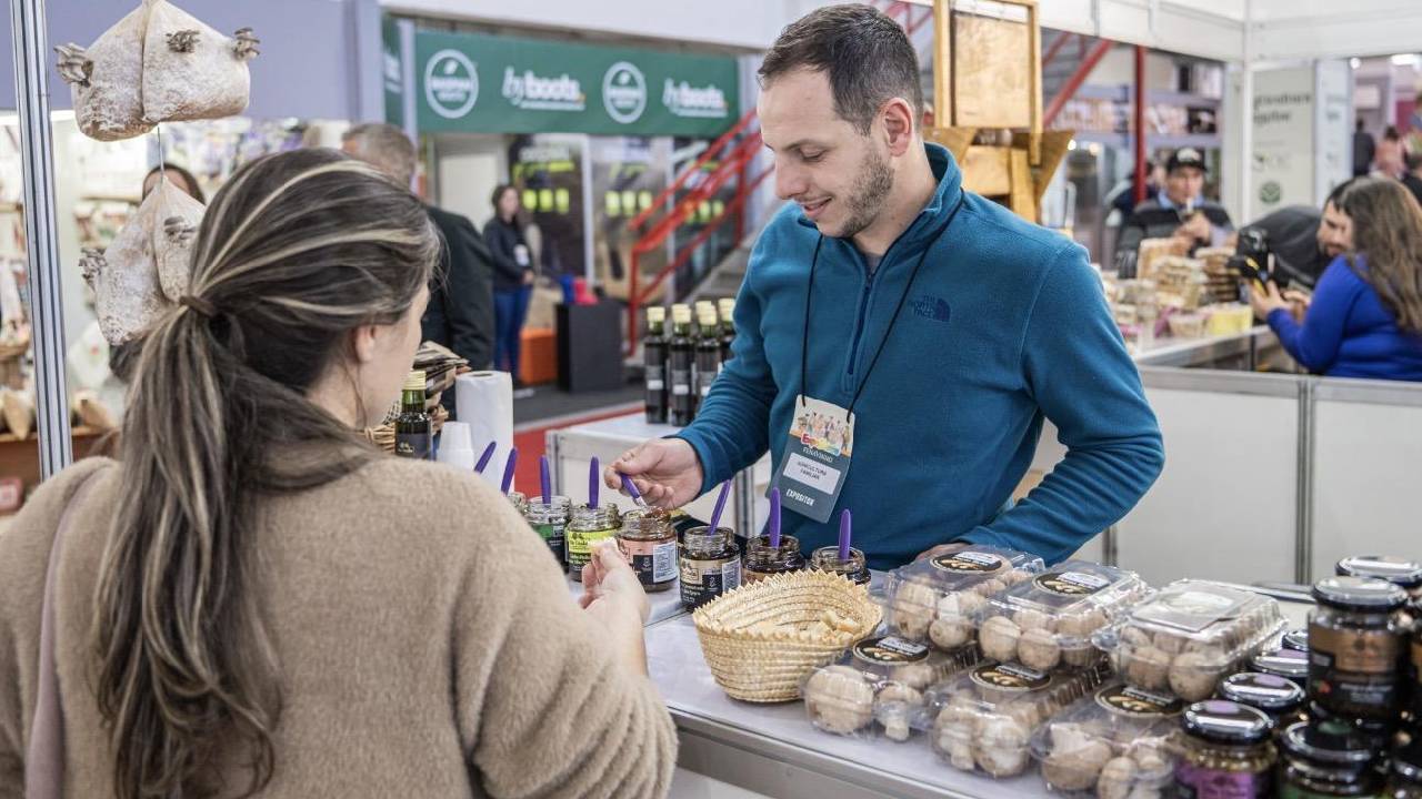 ExpoBento e Fenavinho auxiliam no fortalecimento das agroindústrias familiares