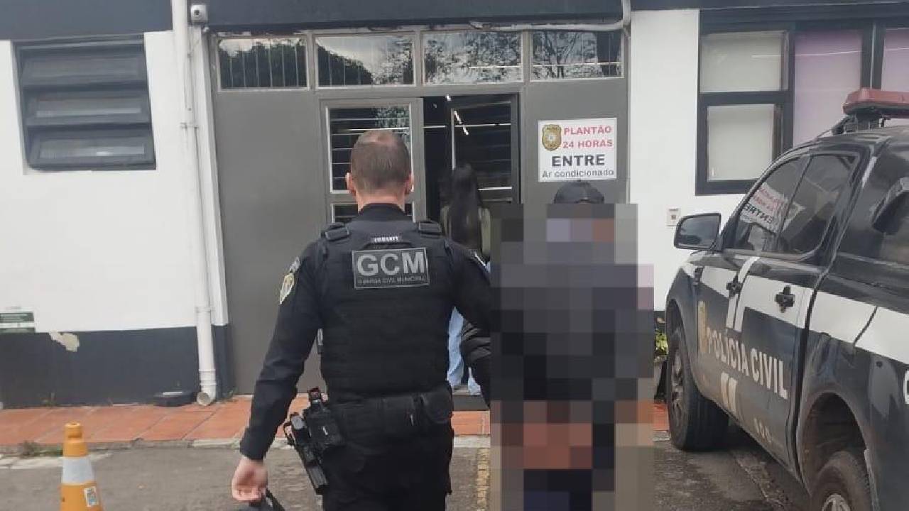 Fim da linha para homem que é preso após furtar farmácia em Bento