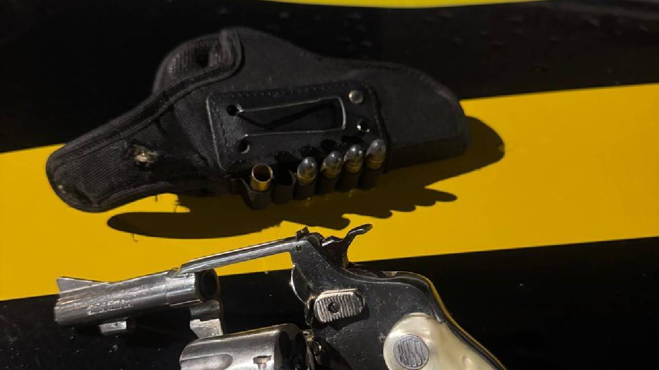 GCM prende homem por porte ilegal de arma de fogo em Bento