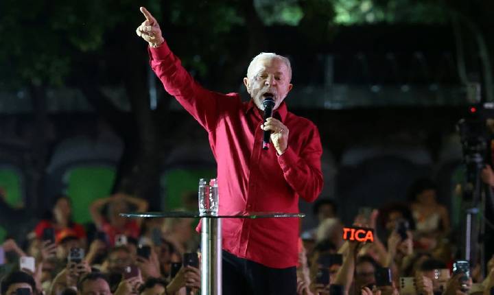 Lula propõe criar Ministério da Segurança e aumento real do mínimo