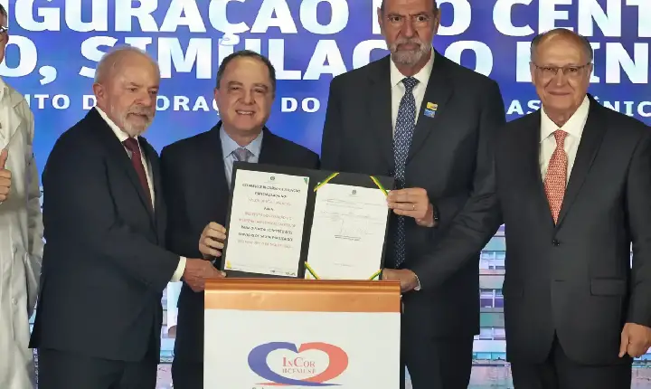 Lula sanciona lei do marco regulatório da vacina contra o câncer 