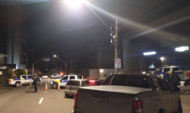 Operação Balada Segura autua 16 motoristas por embriaguez em Bento