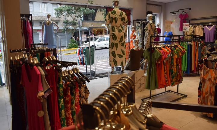 Sindilojas Caxias orienta sobre a abertura do comércio no feriado da Independência do Brasil