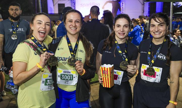 Sparkling Night Run transforma Bento em circuito de esporte e celebração