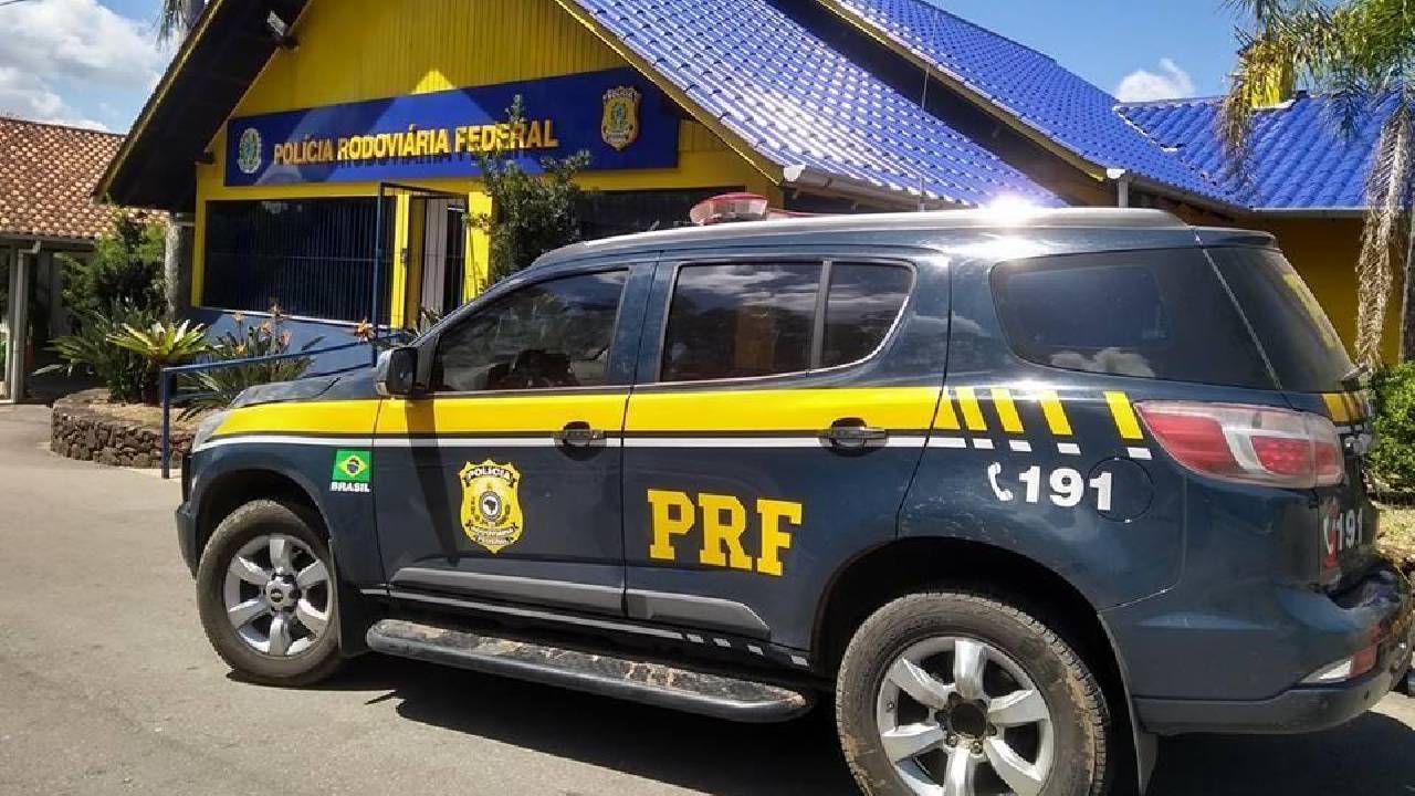 Suspeito busca proteção da PRF, mas acaba preso por estupro em Bento