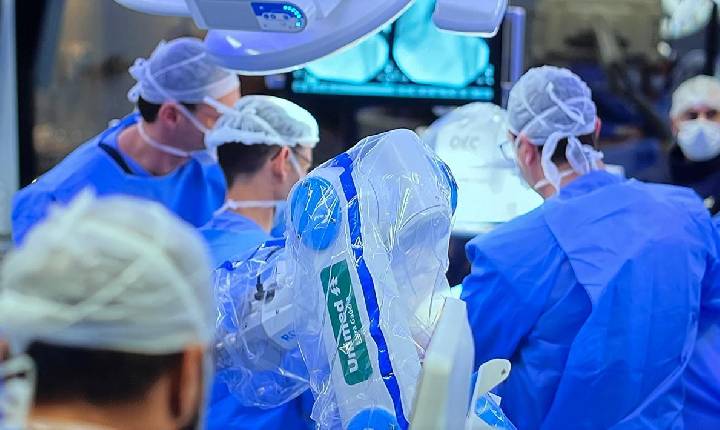 Unimed realiza inédita cirurgia robótica de quadril na Serra Gaúcha