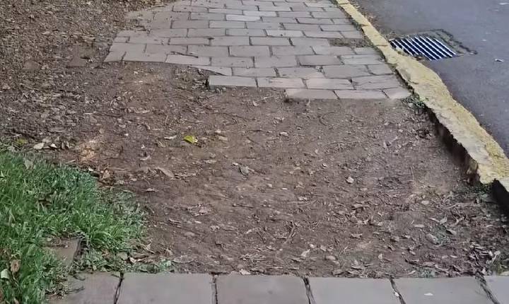 Vereador aponta omissão da Prefeitura de Bento sobre acessibilidade nas calçadas
