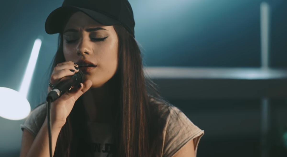 Cantora Isadora Pompeo se apresenta em Caxias em dezembro