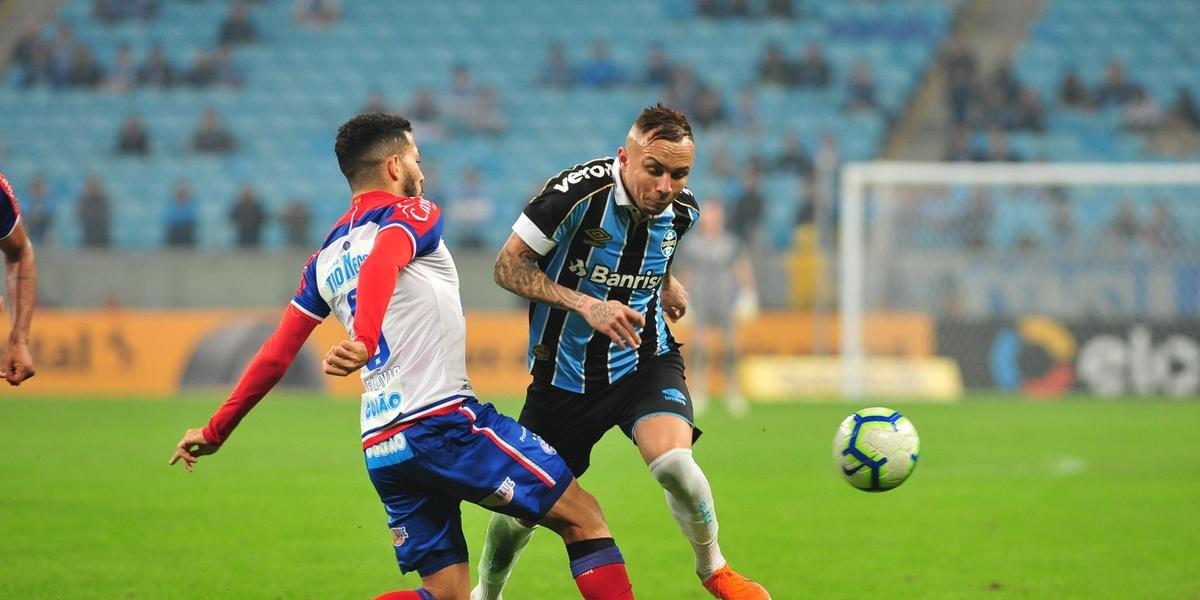 Everton embala a torcida e deixa sua marca num dia frustrante para o Grêmio