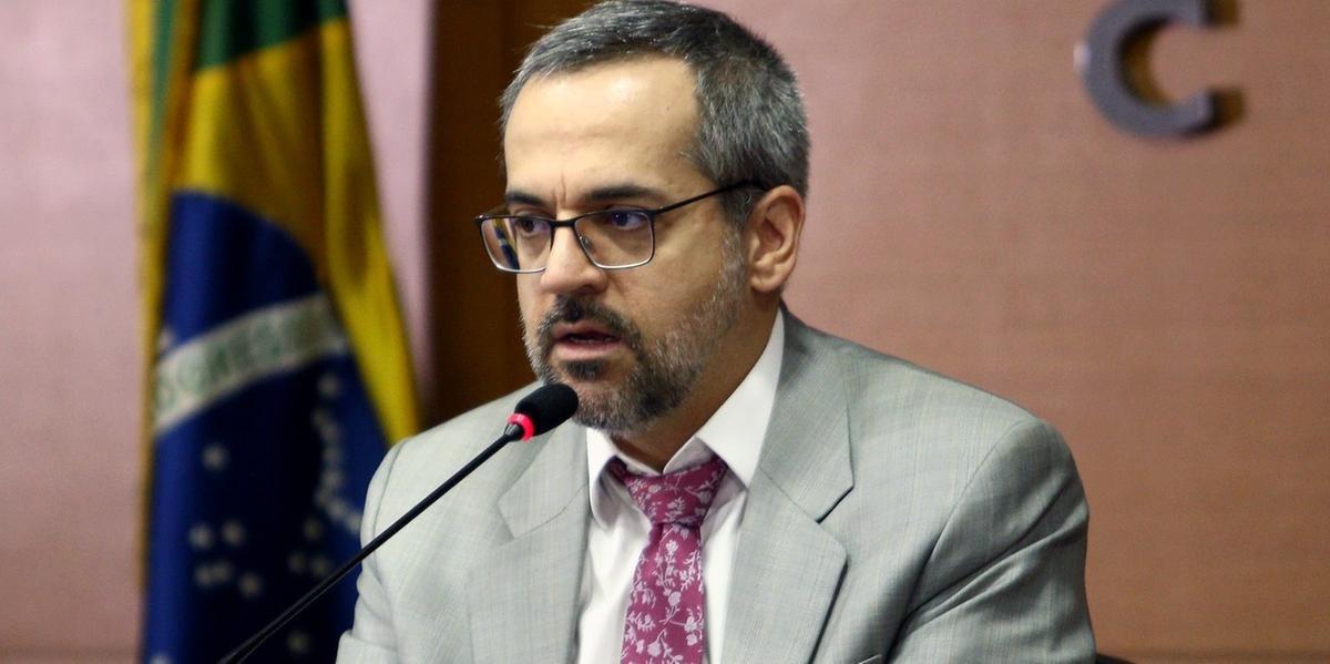 MEC destina maior parte de verba desbloqueada para universidades