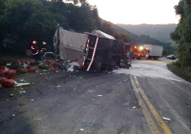Caminhoneiro morre em acidente na ERS-122 em Antônio Prado
