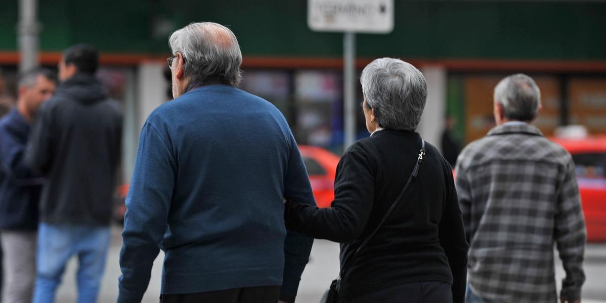 Expectativa de vida do brasileiro cresce para 76,3 anos