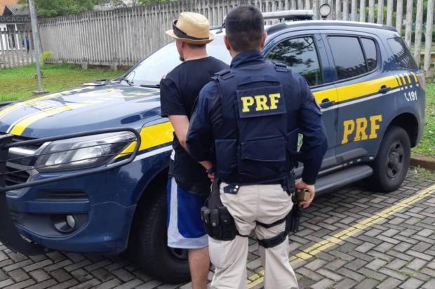 Motorista é detido pela PRF por embriaguez na BR-116, em Caxias