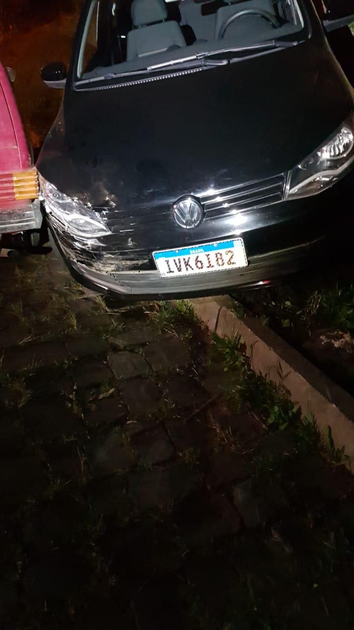 Homem é preso por embriaguez após acidente com três carros no Borgo, em Bento