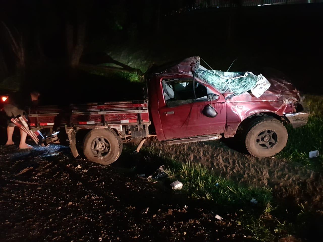 Homem e duas crianças ficam feridas após acidente na BR-470, em Veranópolis