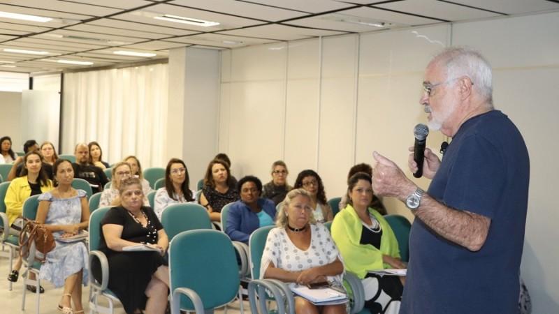 Acolhimento às pessoas com autismo e seus familiares é tema de jornada