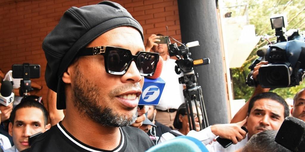 Detentos tentam 
