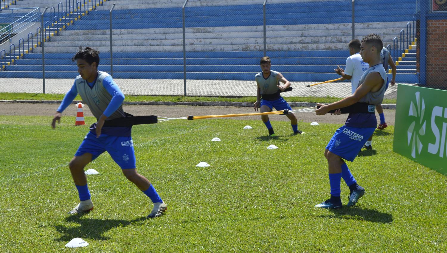 Após conversa com FGF, Esportivo decide pela suspensão dos treinamentos