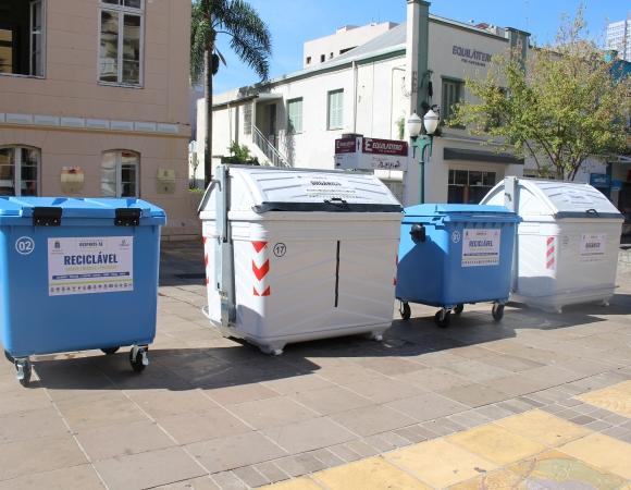 Instalação dos novos containeres para coleta automatizada inicia nesta quinta em Bento