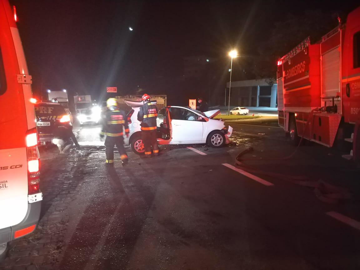 Grave acidente na BR-470 deixa duas pessoas feridas em Bento