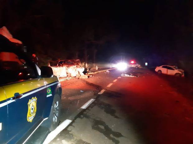 Três pessoas morrem em acidente na BR-116 em Vacaria