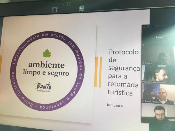 Bento apresenta ações de enfrentamento à Covid-19 adotadas no setor turístico