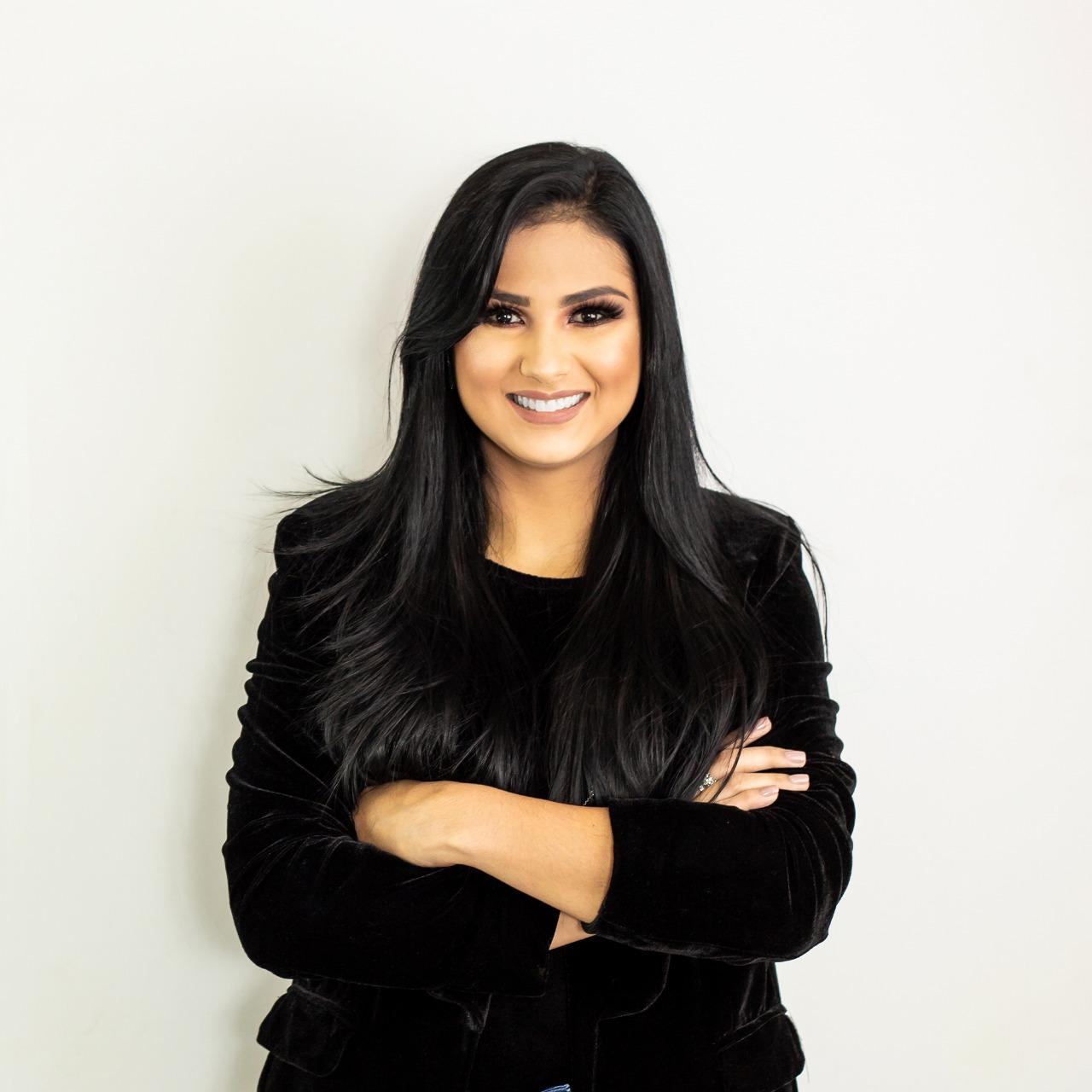 Bruna Olly entra para o time de cantores da gravadora Musile Records