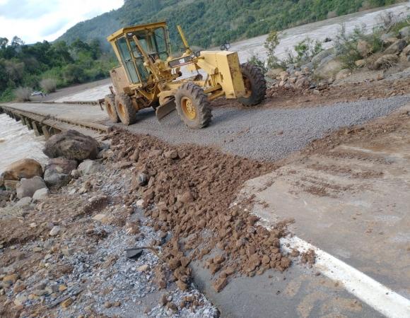 Ponte de acesso a Cotiporã está liberada