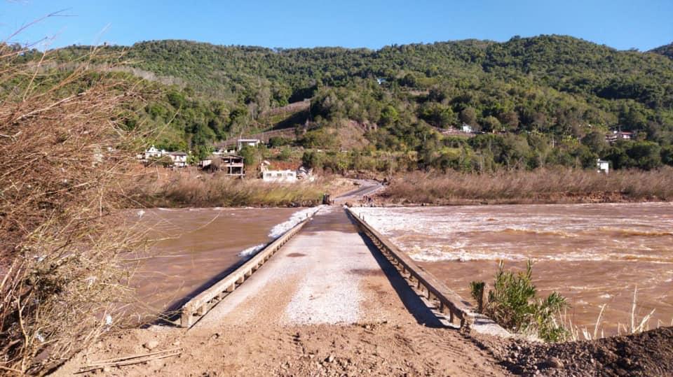 Ponte que liga Bento a Cotiporã é liberada para o tráfego de veículos