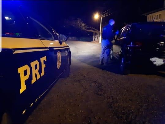 PRF prende condutor embriagado na BR-470 em Bento Gonçalves