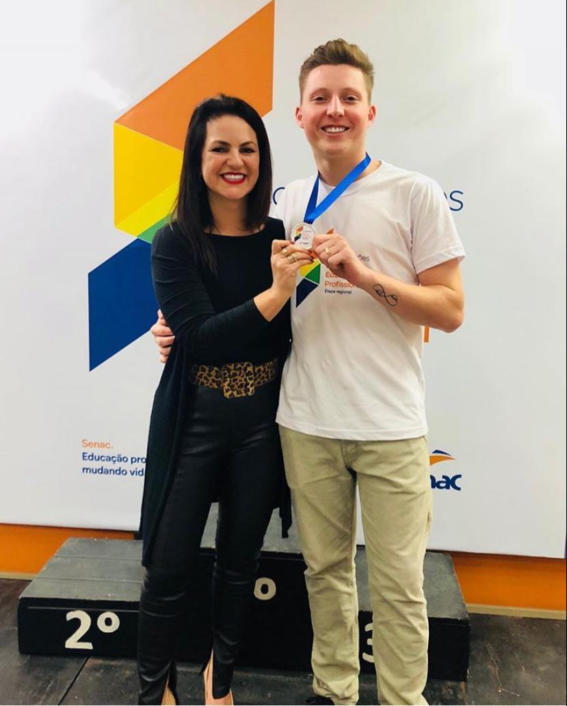 Aluno de Cabeleireiro do Senac Bento Gonçalves representará o Estado em competição nacional