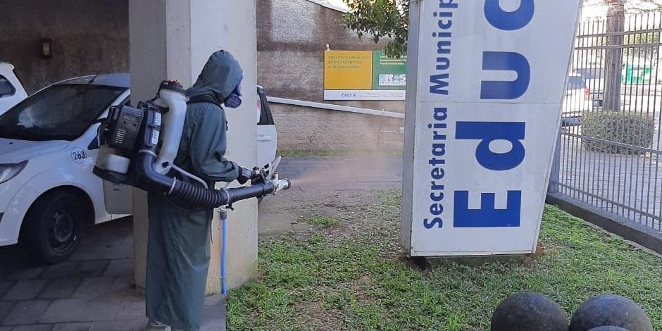 Servidores da Educação testam positivo para Covid-19 em Caxias