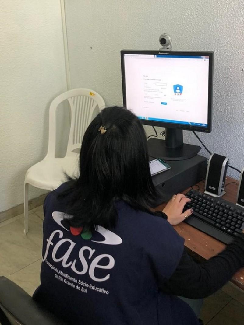 Em seis meses, Fase realiza mais de 800 audiências por videoconferência