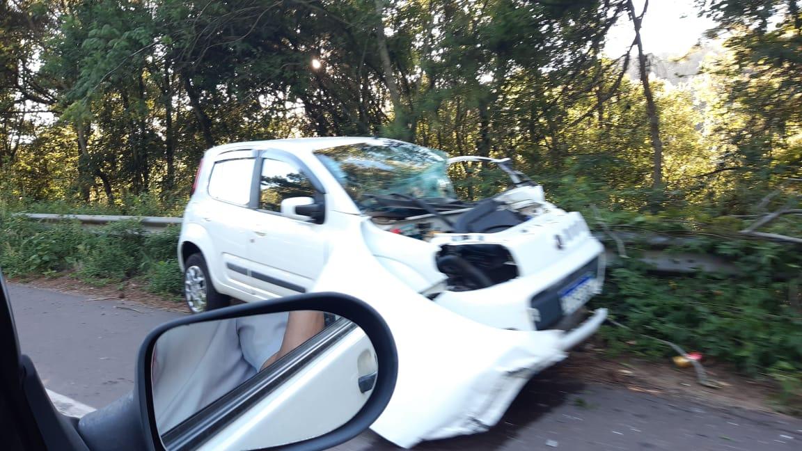Acidente frontal deixa homem morto na Rota do Sol