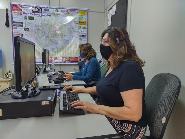 Ouvidoria Municipal registra cerca de 1200 atendimentos ao mês com destaque para o serviço online