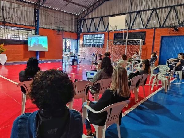 Palestra virtual marca a abertura do ano letivo em Bento