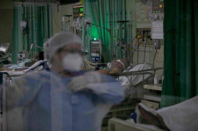 Agravamento da Covid-19 no RS força empréstimo de camas e respiradores