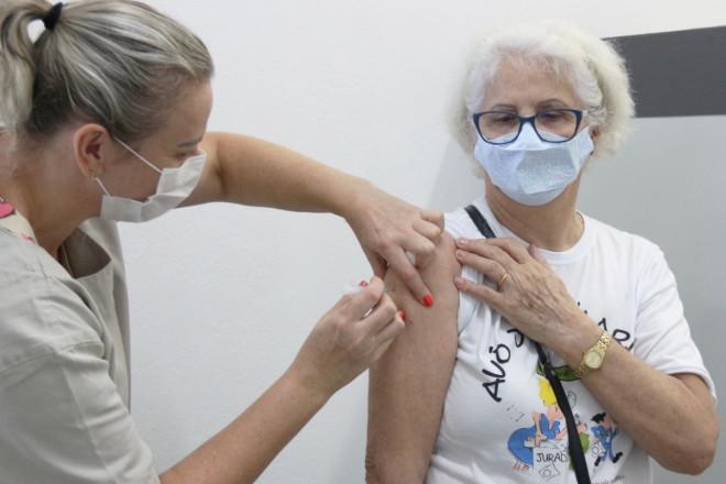 Idosos acima de 73 anos serão vacinados a partir de quarta-feira em Garibaldi