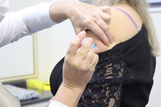 Profissionais da Saúde já podem realizar a vacinação contra gripe em Bento