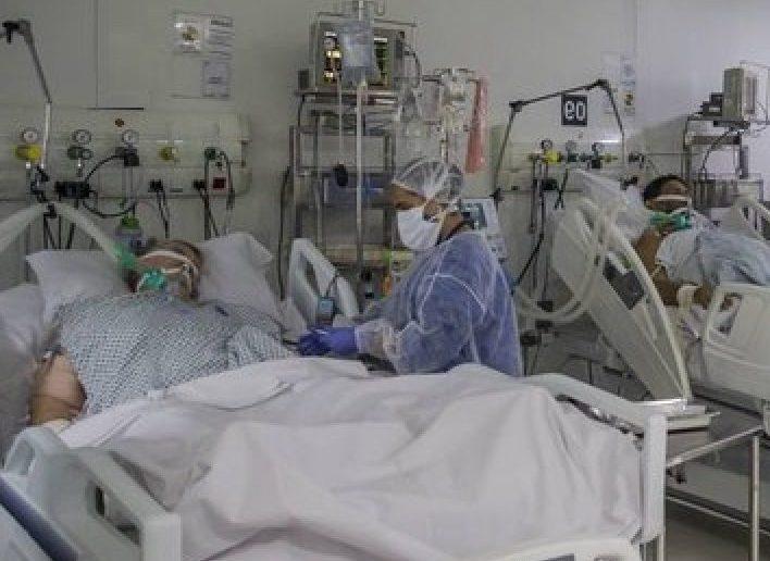 Brasil completa 50 dias com média de mais de 2 mil mortes diárias por Covid-19